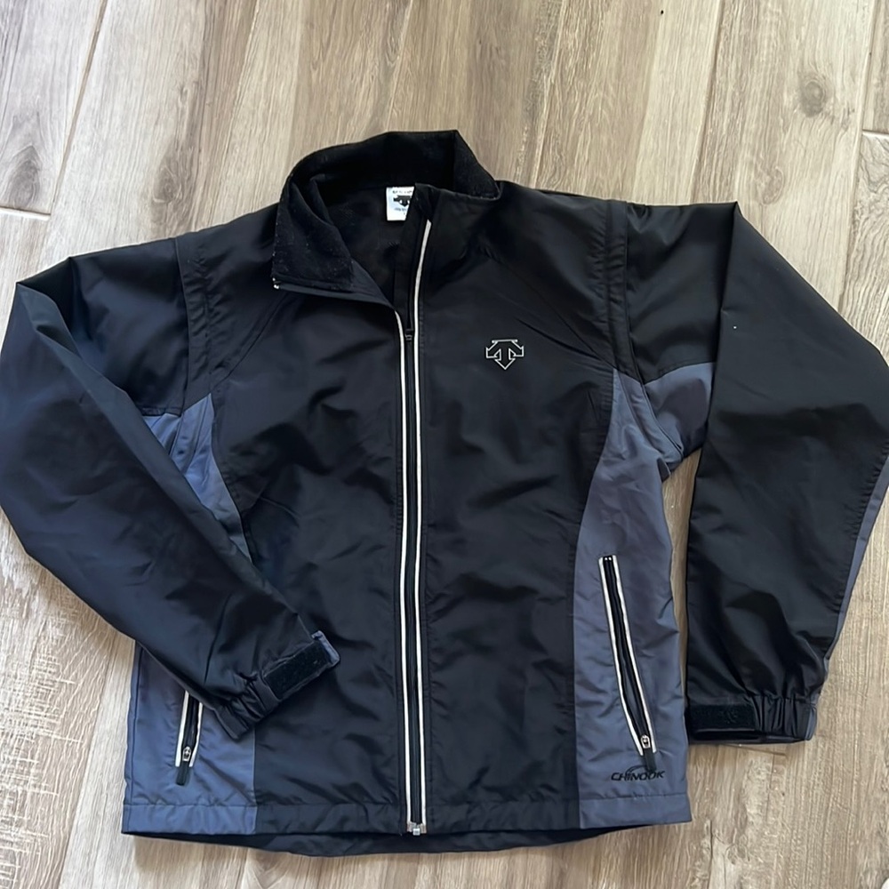 Descente cycle lightweight jacket